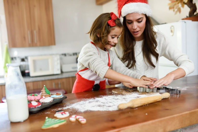 Las Navidades, un buen momento para contratar ayuda doméstica